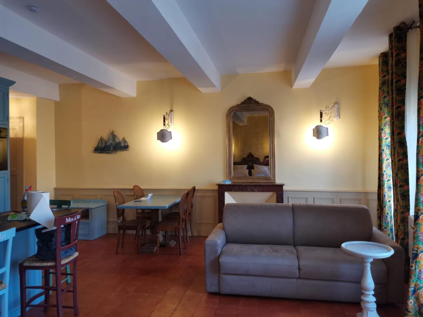Mes A Moi In Pezenas - Appartements De Charme - Baignoire Balneo エクステリア 写真