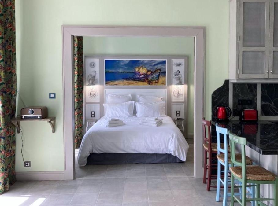 Mes A Moi In Pezenas - Appartements De Charme - Baignoire Balneo エクステリア 写真