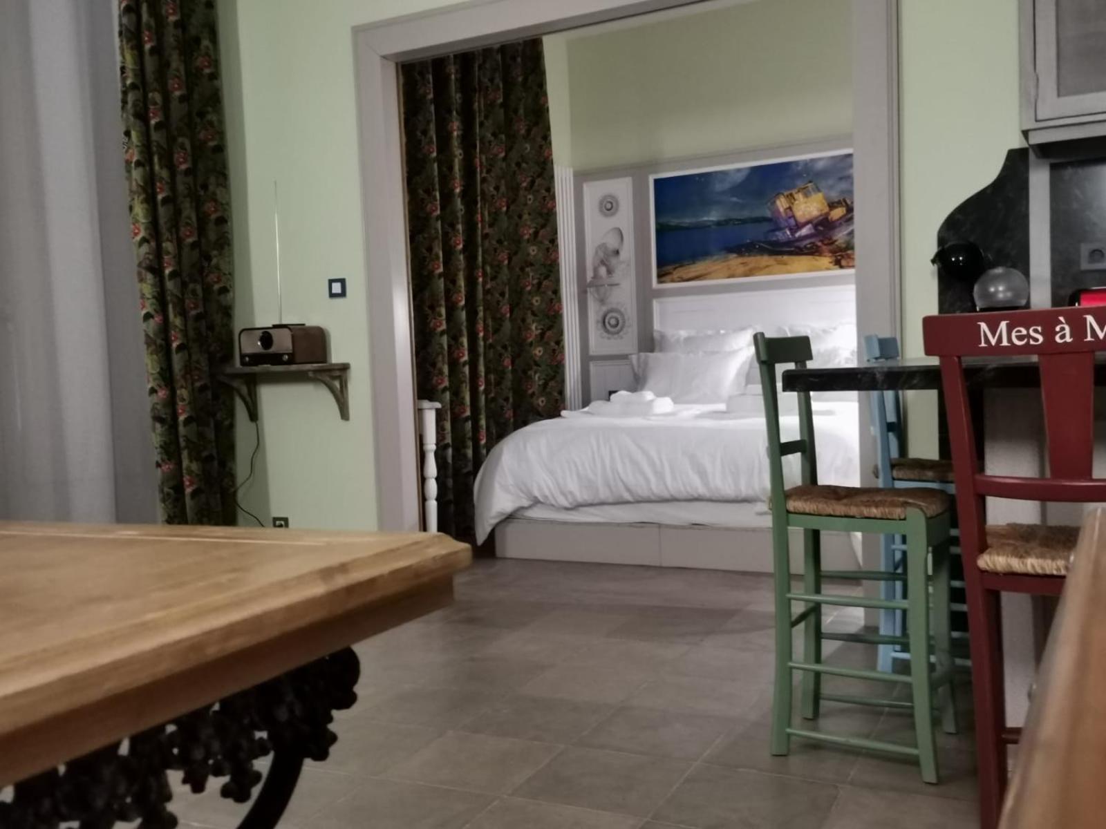 Mes A Moi In Pezenas - Appartements De Charme - Baignoire Balneo エクステリア 写真